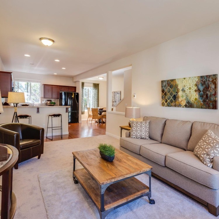 francesca-tosolini-6japTIjUQoI-unsplash